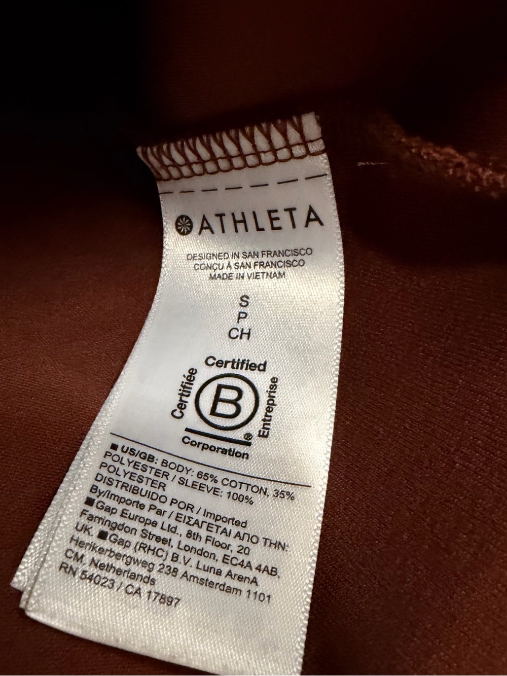 ATHLETA Harlow Hybrid Tee Ancient Mahogany Size Small - Picture 6 of 6